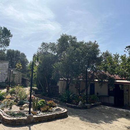 Gardenrocks Villa Fluminimaggiore Luaran gambar
